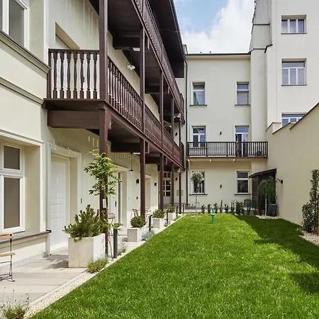 St Agnes Old Town Apart Otel